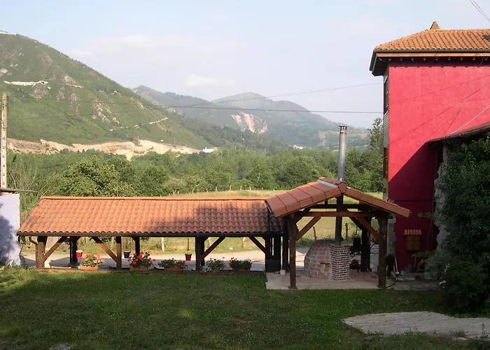 Hotel Rural El Texu 2*