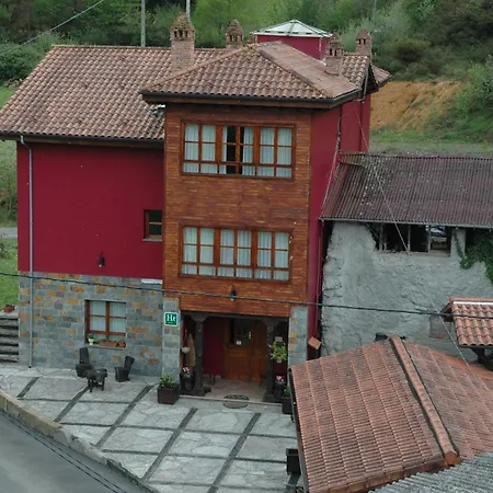 Hotel Rural El Texu 2*